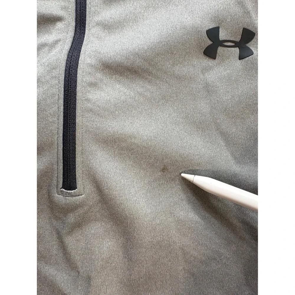 Under Armour ACC Quarter Zip Pullover Mens XL Gray Black Performance Sweatshirt